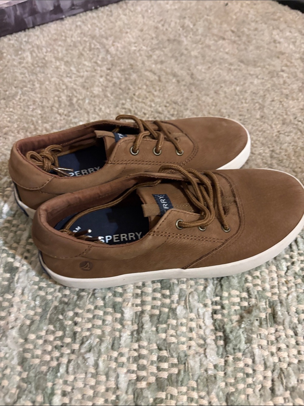 Sperry Tan/Brown Leather Casual Lace-Up Sneakers